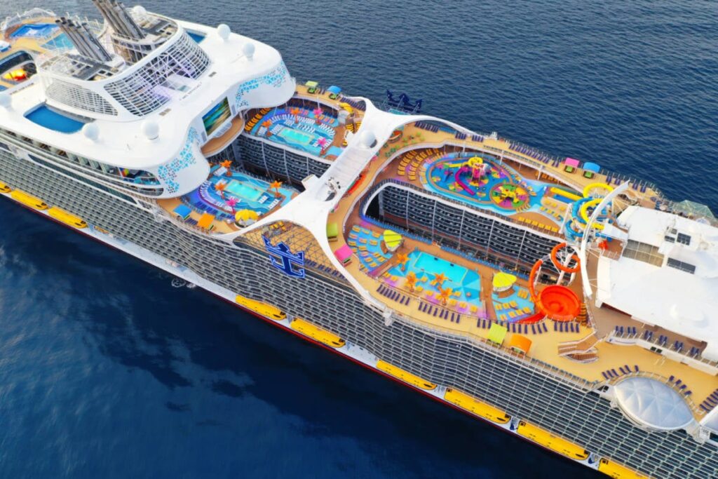 Pools and Slides on Wonder of the Seas